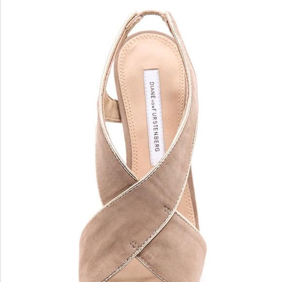 Diane Von Furstenberg Julia Crisscross Sandals - Picture 3 of 8
